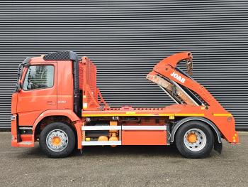 Volvo FM 330 / PORTAAL / ABSETZKIPPER